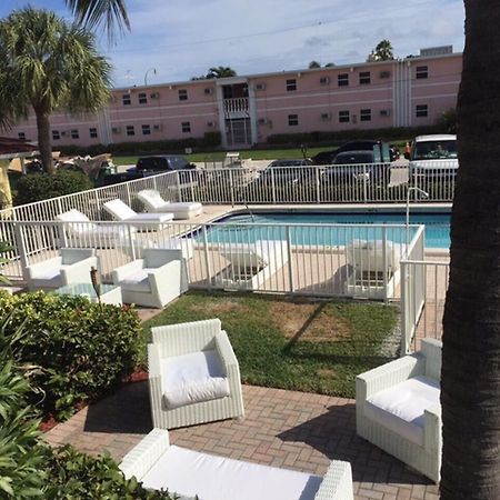 Luna Paradise By The Sea Aparthotel Lauderdale-by-the-Sea Exteriör bild